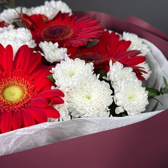 Букет «Красный акцент»