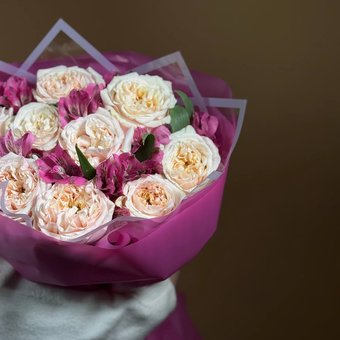 Букет «В малиновом свете»