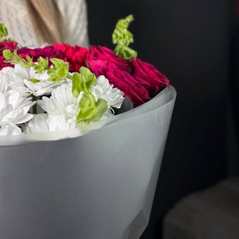 Букет «Снежная фуксия»