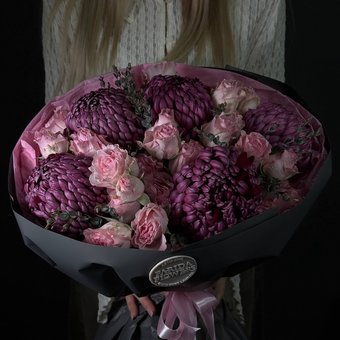 Букет «Бургунди в Розах»